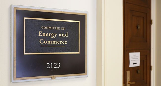 House Lawmakers Introduce Bill Offering Refunds to Small Companies Moving Away From Huawei Tech