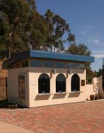 BIG Enterprises Vista Ticket Booth